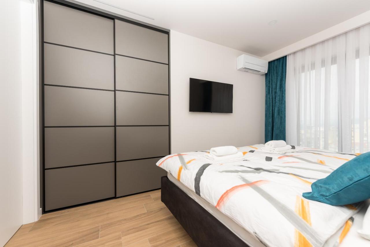 Luxury Adria Sea & City View Apartment Makarska Zewnętrze zdjęcie